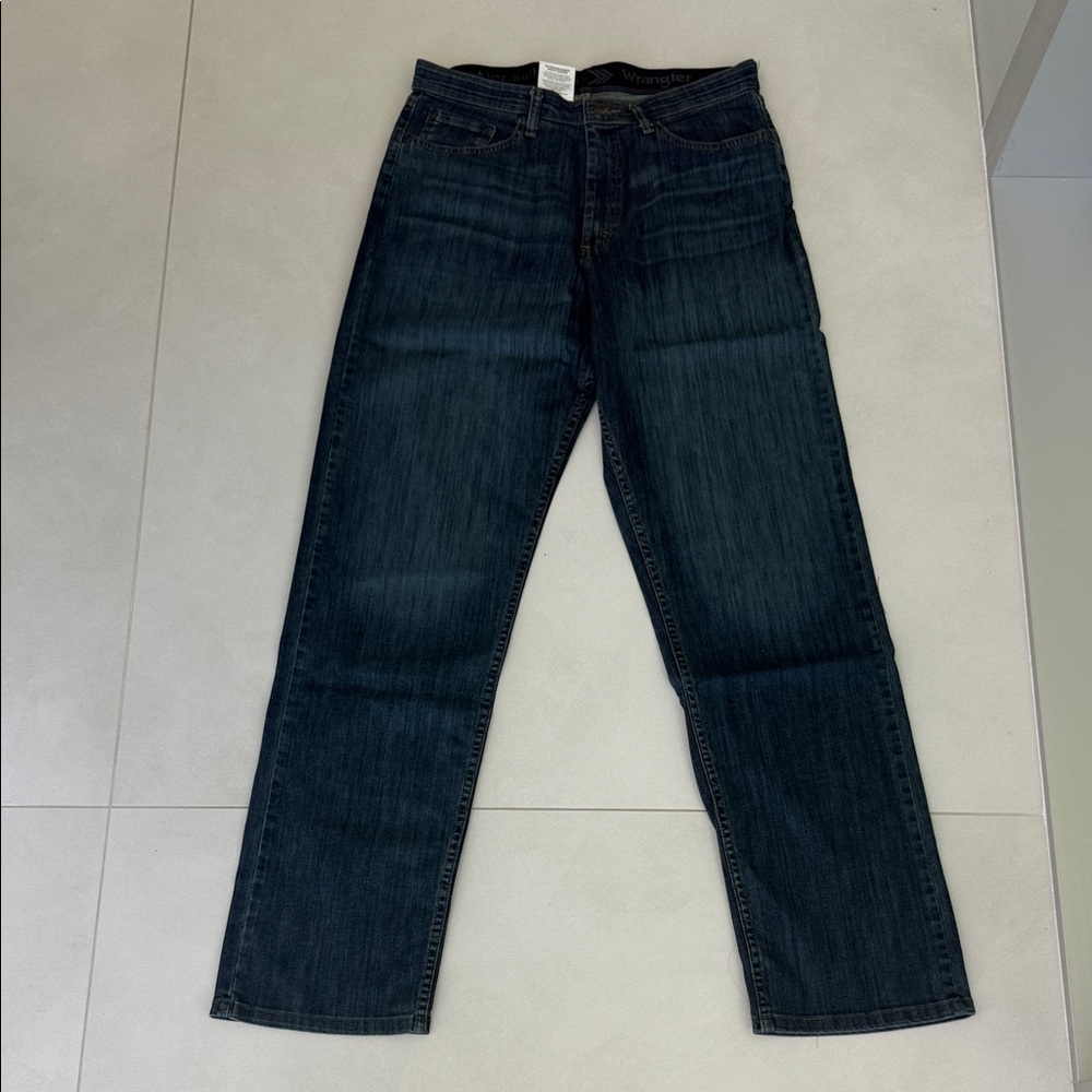 Wrangler Men's Dark Blue Straight Jeans